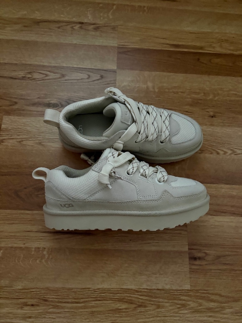 NWOT UGG Lo Lowmel women's sneaker S/N 1168890